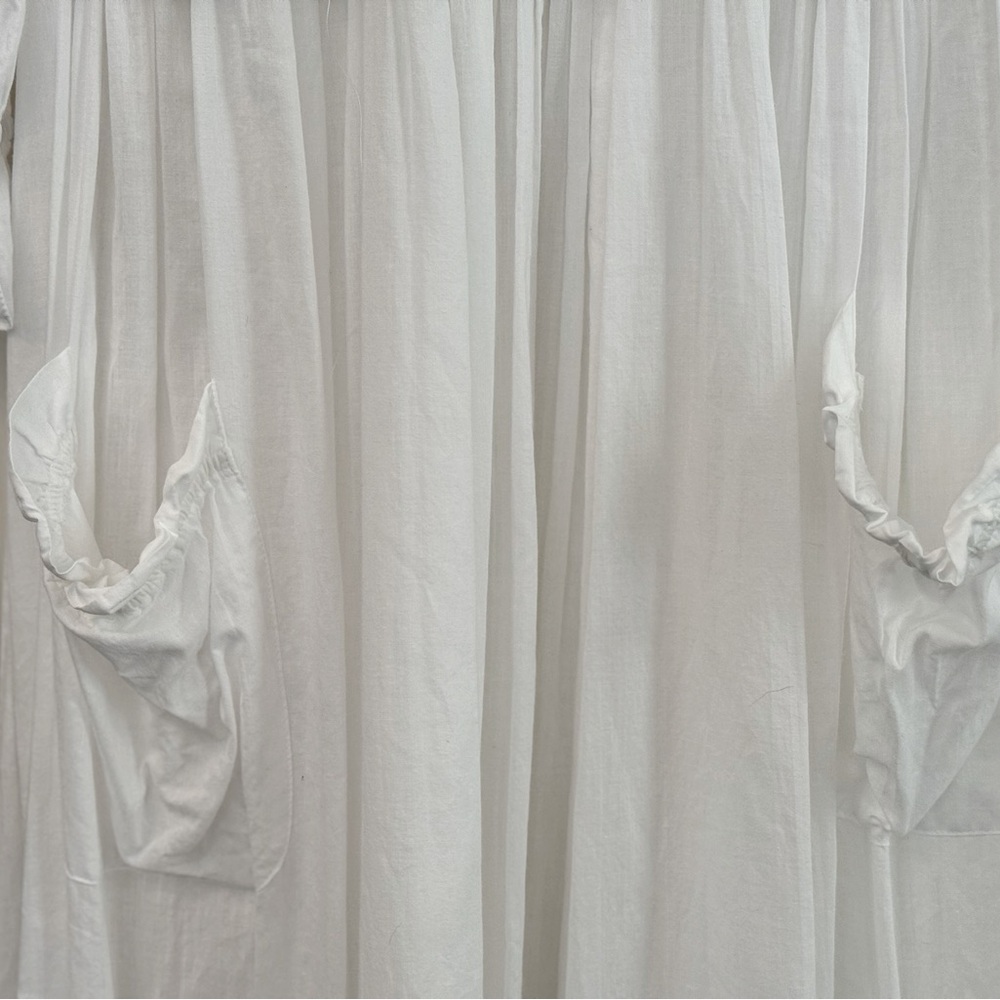 Gorgeous Vintage looking Eileen West White Cotton Maxi Dress w/ Ruffles - Picture 3 of 6
